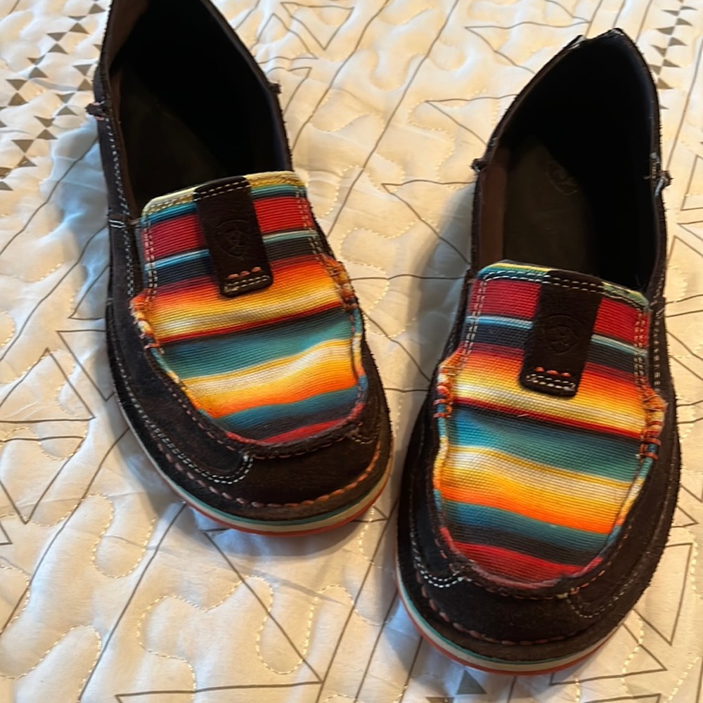 Ariat cruisers